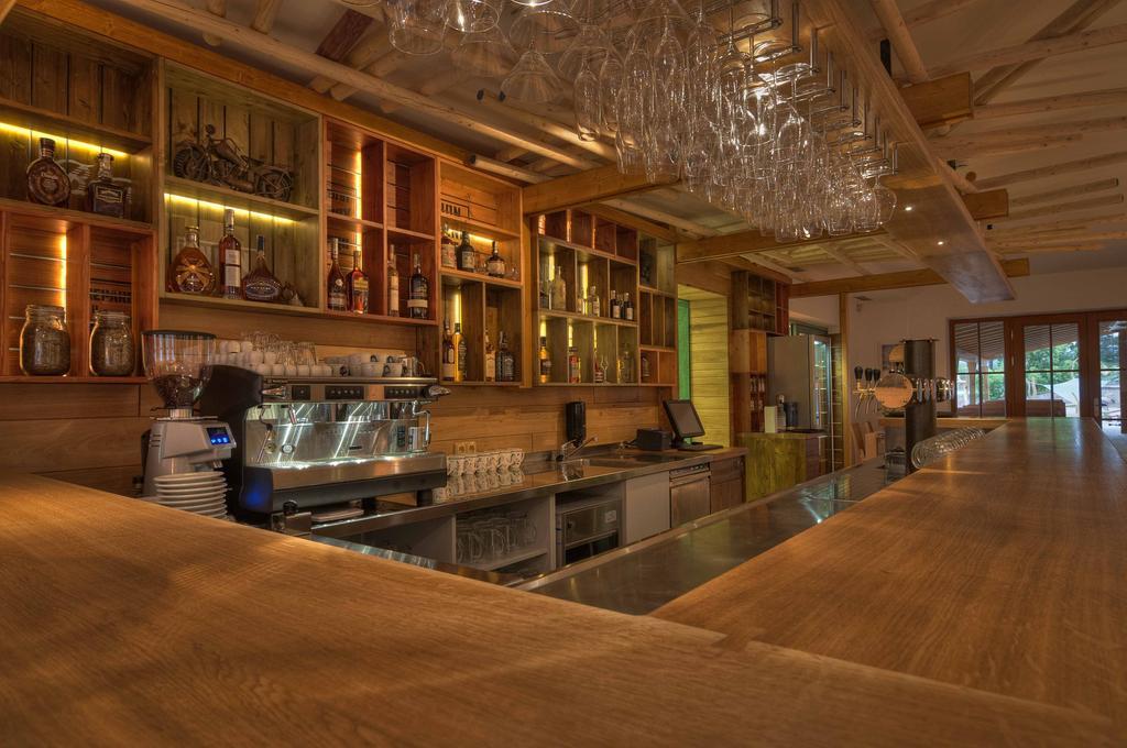 Statek Samsara Hotel Blansko Ngoại thất bức ảnh